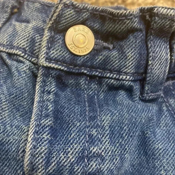 Zara distressed toddler denim jeans | 18-24m - Picture 4 of 8